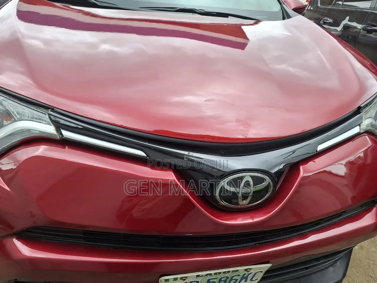 Toyota RAV4 2017 Red