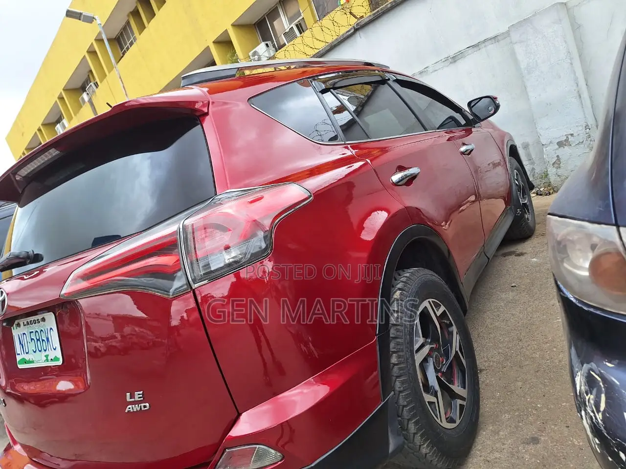 Toyota RAV4 2017 Red