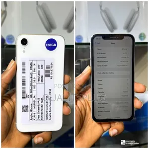 Apple iPhone XR 128 GB White