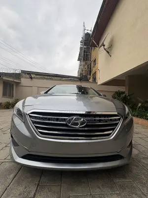 Hyundai Sonata SE 2016 Gray
