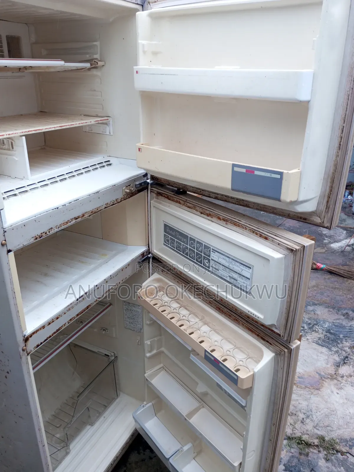 Refrigerator