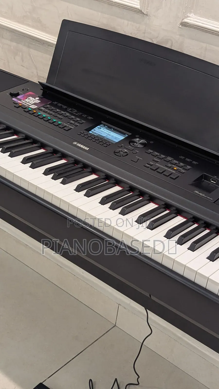 Yamaha Dgx670