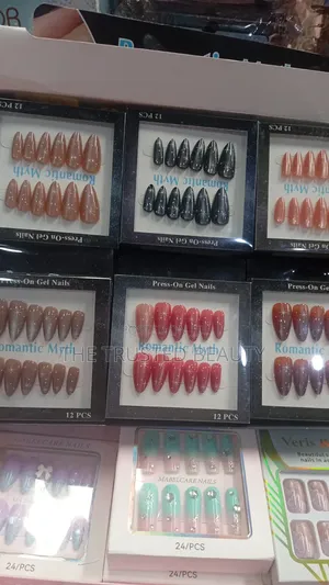  Premium Cat Eye Press-on Nails – Luxury Magnetic Design | Best