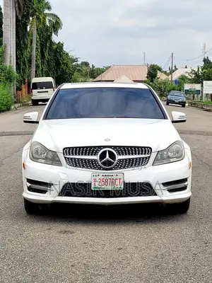 Mercedes-Benz C300 2012 White