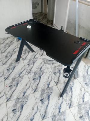 RGB 1.2 Meter Manual Streaming/Gaming Table