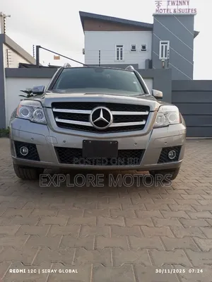 Mercedes-Benz GLK-Class 2011 Gray