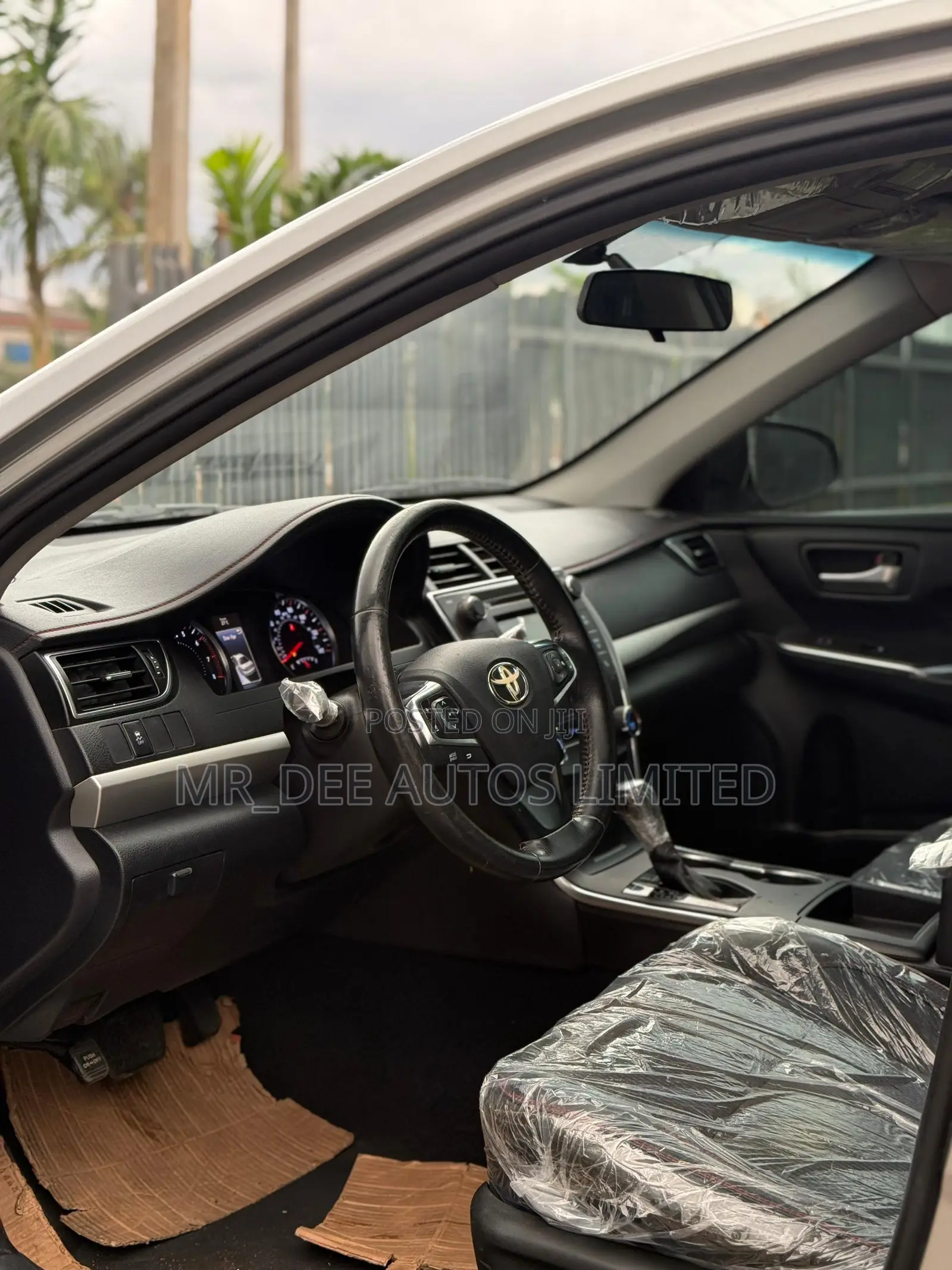 Toyota Camry 2017 Silver
