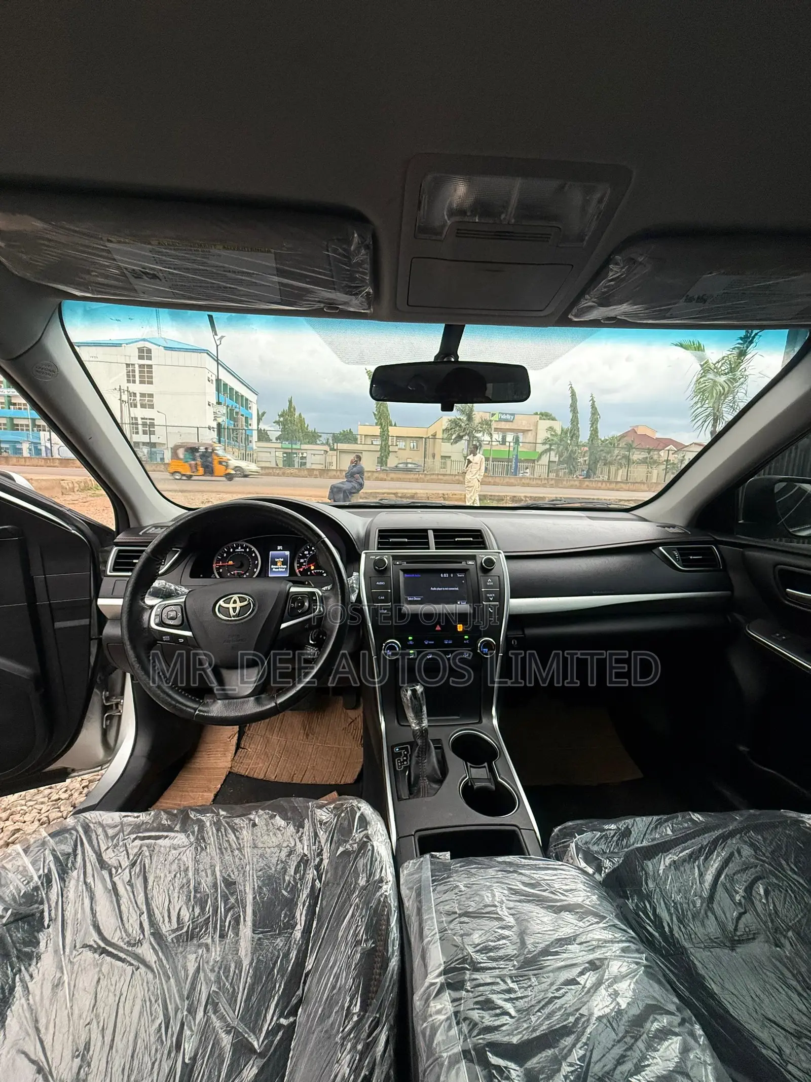 Toyota Camry 2017 Silver