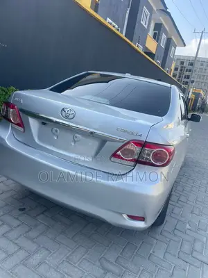 Toyota Corolla 2009 Silver