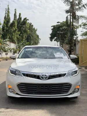 Toyota Avalon 2013 White