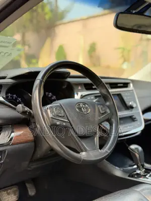 Toyota Avalon 2013 White
