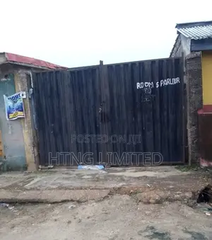 7bdrm Bungalow in Offin, Igbogbo for sale