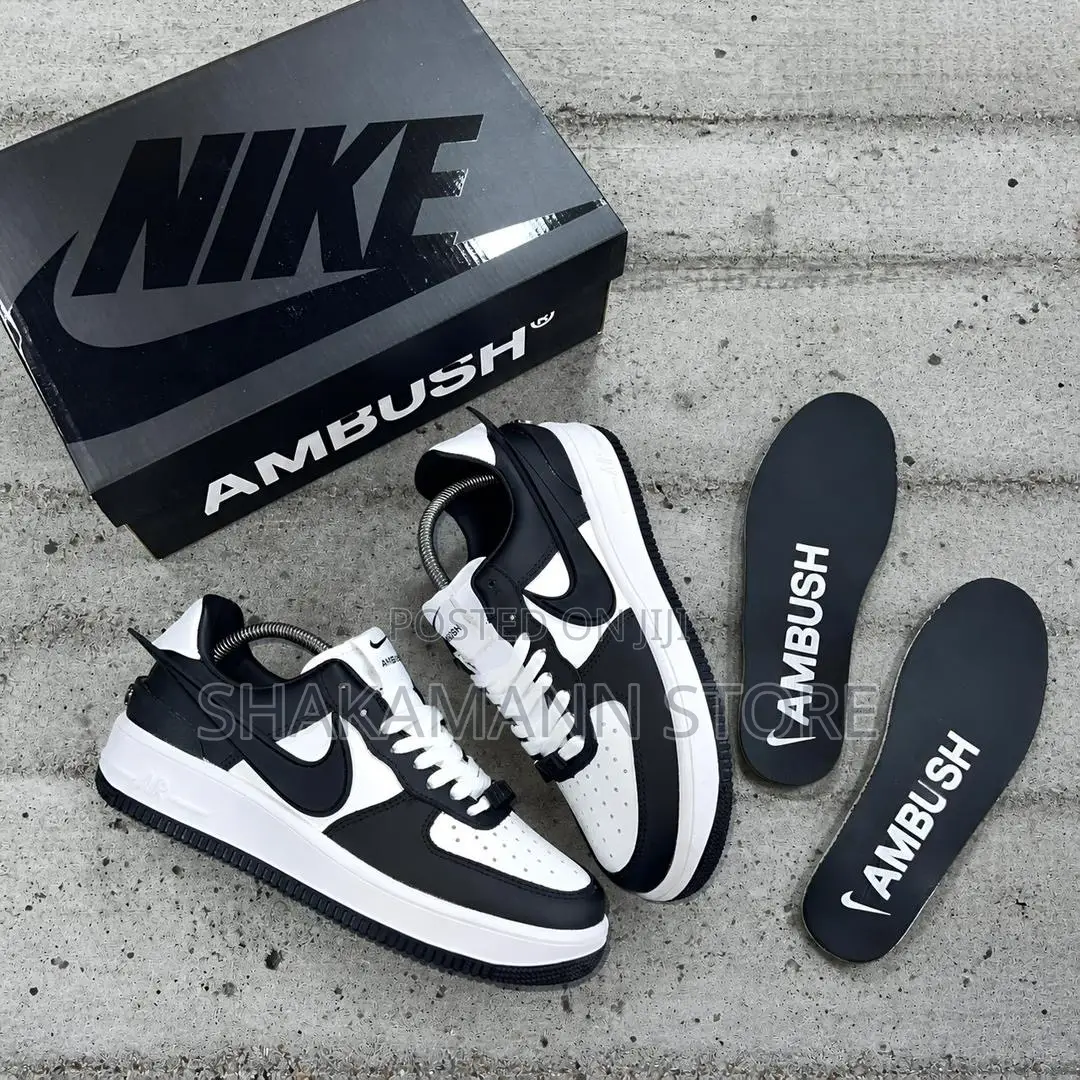 Original Nike Air Force 1 Black and White