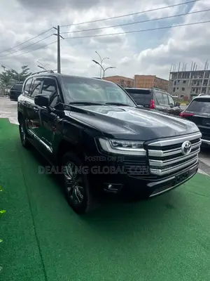 Toyota Land Cruiser 2025 Black