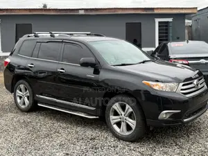 Toyota Highlander Limited 2011 Black