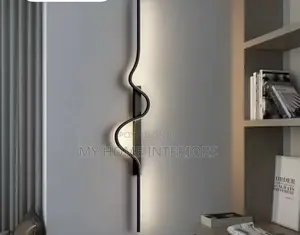 Modern Decoration Line Wall Light