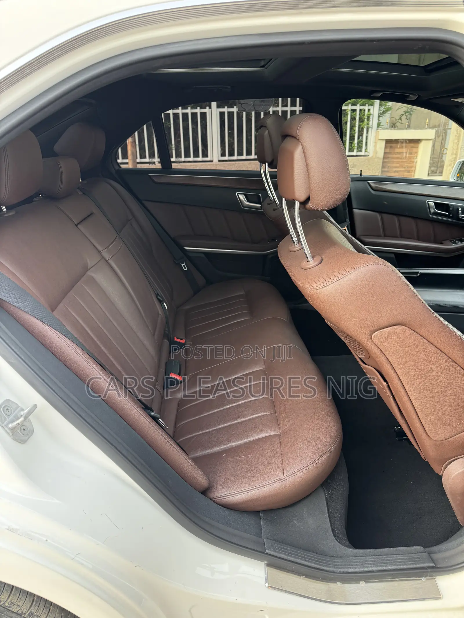 Mercedes-Benz E400 2015 White