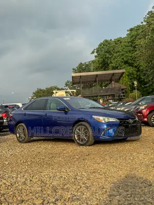 Toyota Camry SE w/Special Edition Pkg (2.5L 4cyl 6A) 2016 Blue