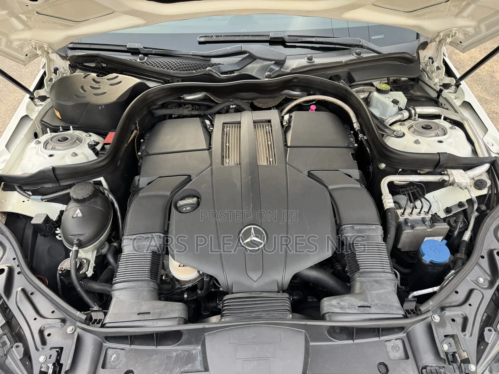 Mercedes-Benz E400 2015 White
