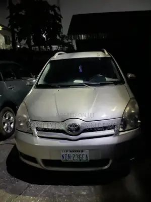 Toyota Corolla Verso 1.8 2006 Silver
