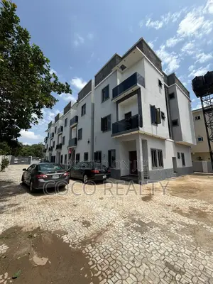 4bdrm Townhouse/Terrace in Gaduwa for sale