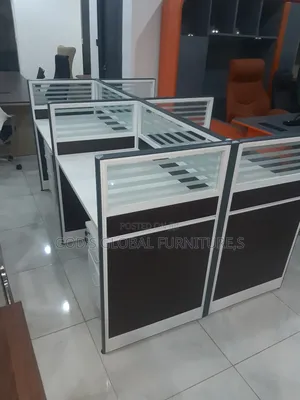 Workstation Tables for Office Use