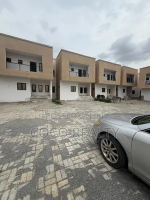 4bdrm Townhouse/Terrace in Karu for sale
