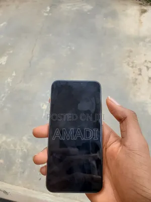 Apple iPhone X 64 GB White
