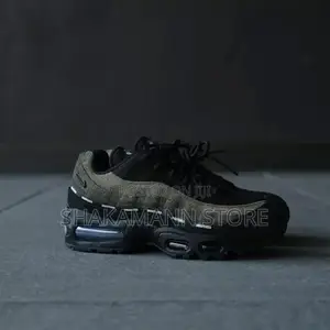 Undefeated Nike Airmax 95 “Medium Olive”