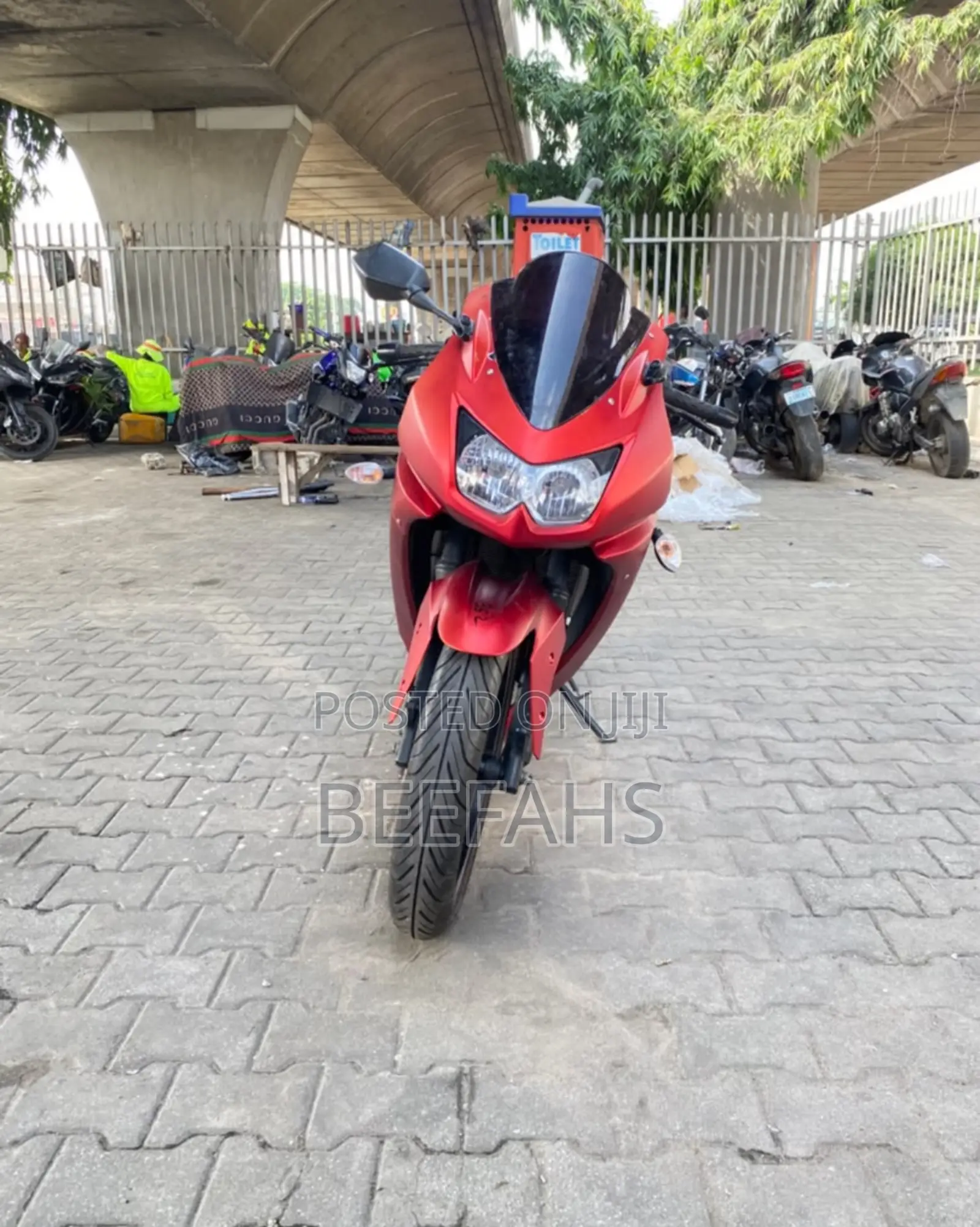 Kawasaki Ninja 300 2013 Red
