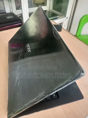 Laptop Acer Aspire E1-472 4GB Intel HDD 320GB