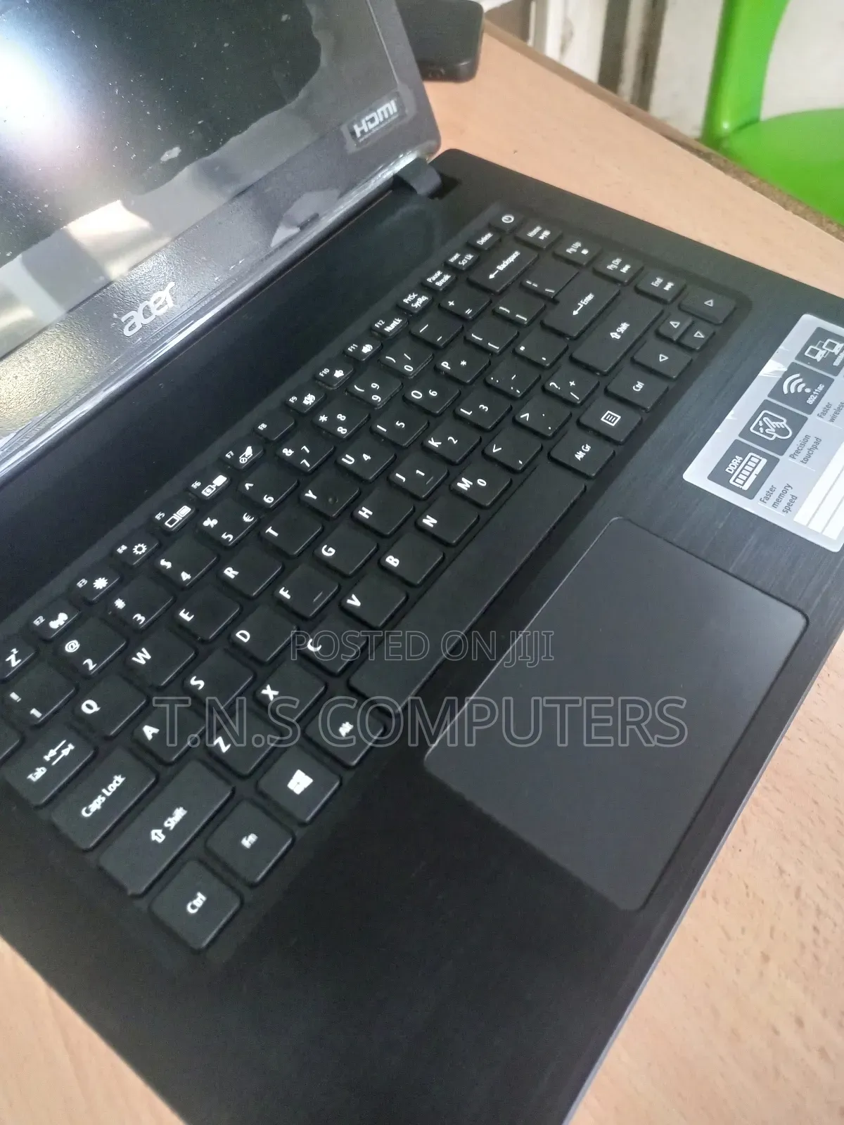 Laptop Acer Aspire E1-472 4GB Intel HDD 320GB