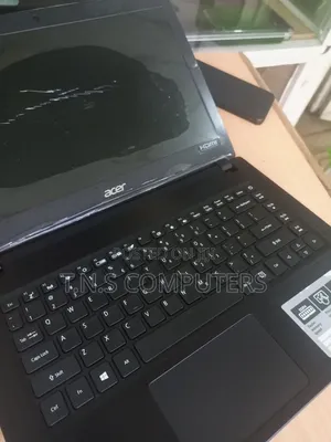 Laptop Acer Aspire E1-472 4GB Intel HDD 320GB