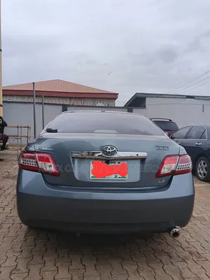 Toyota Camry LE 4dr Sedan (2.5L 4cyl 6AM) 2010 Green