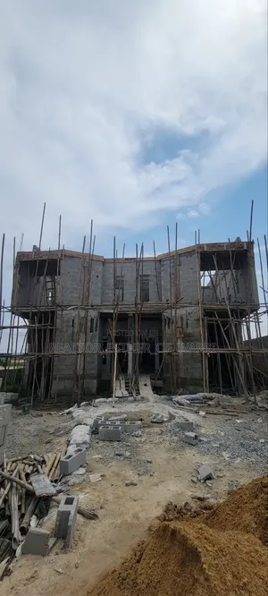 4bdrm Duplex in Maison De Grace, Warri for sale