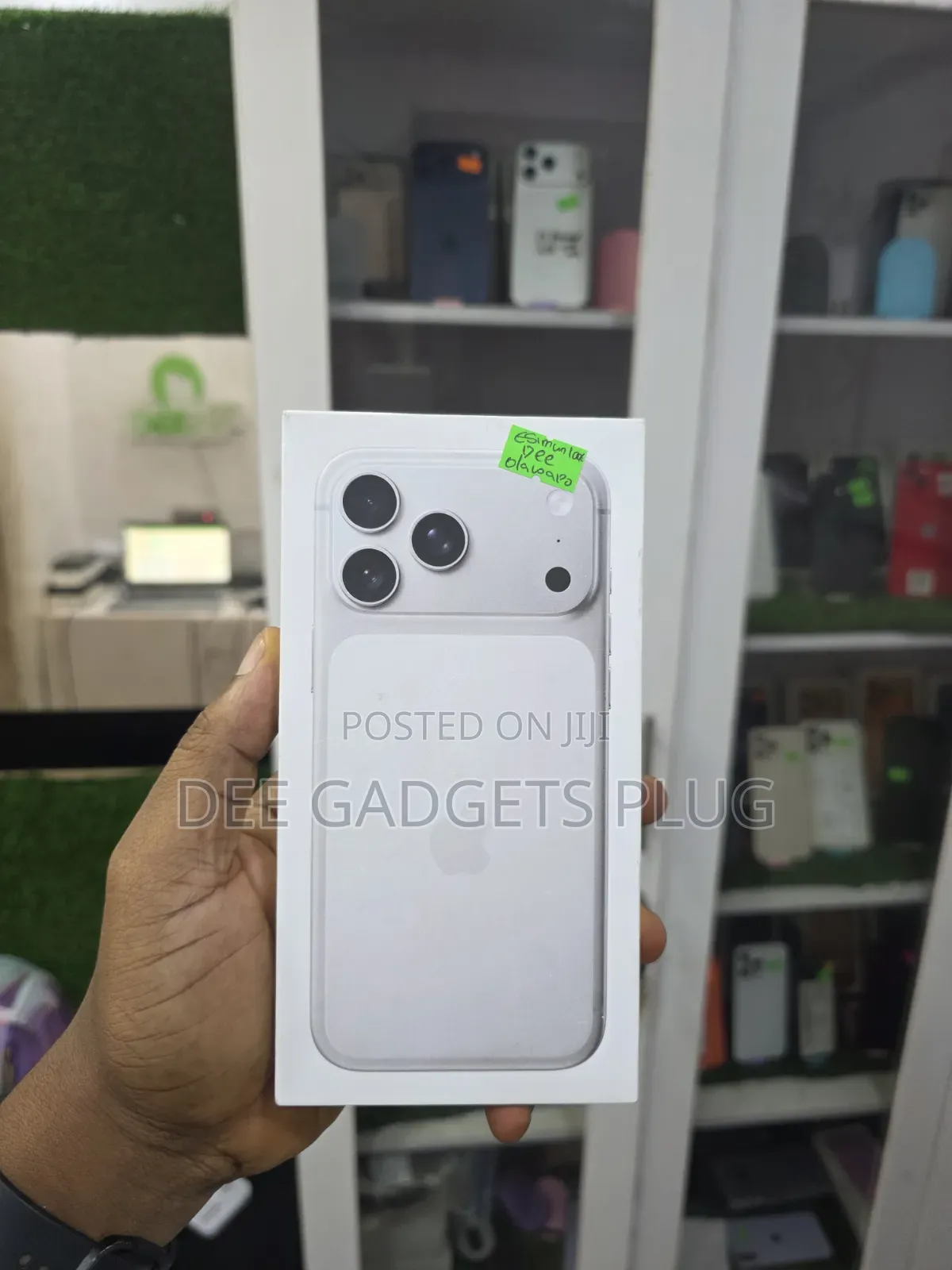 New Apple iPhone 17 Pro Max 256 GB Silver
