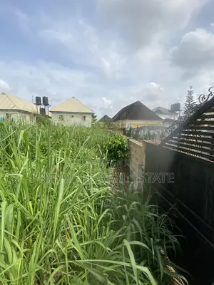 100ft/100ft at Ugbor Village Road