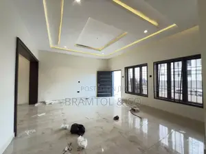 4bdrm Townhouse / Terrace in Guzape District for rent