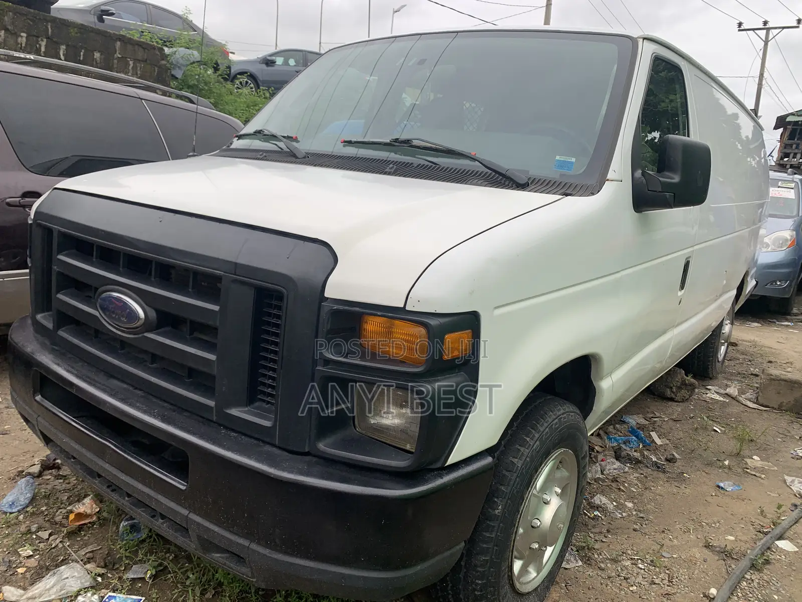 Ford E450 2012 White
