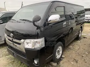 Toyota HiAce 2016 Black