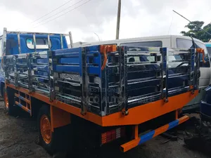 Nissan Cabtsar With Petrol Engine