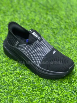 Sketchers Shoes