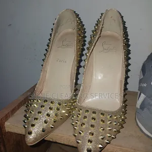 Used Shoes Were Worn Once.Size 39