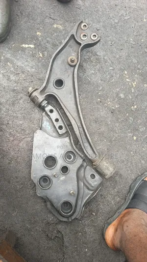 Nissan Qeust Lower Arm 1990/2000