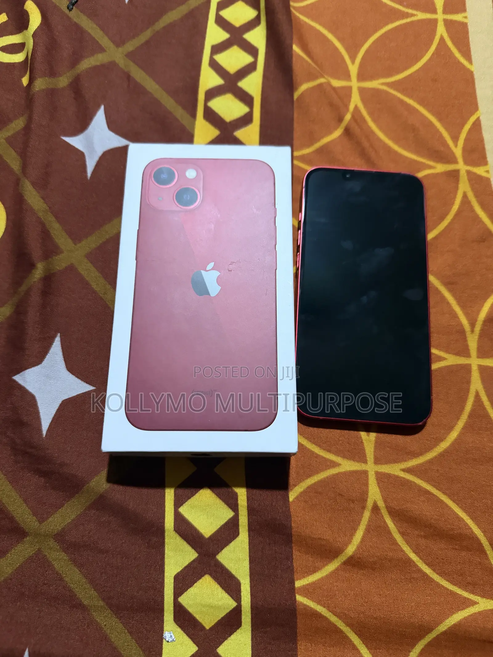 Apple iPhone 13 256 GB Red