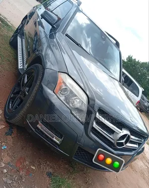 Mercedes-Benz GLK-Class 2011 Black