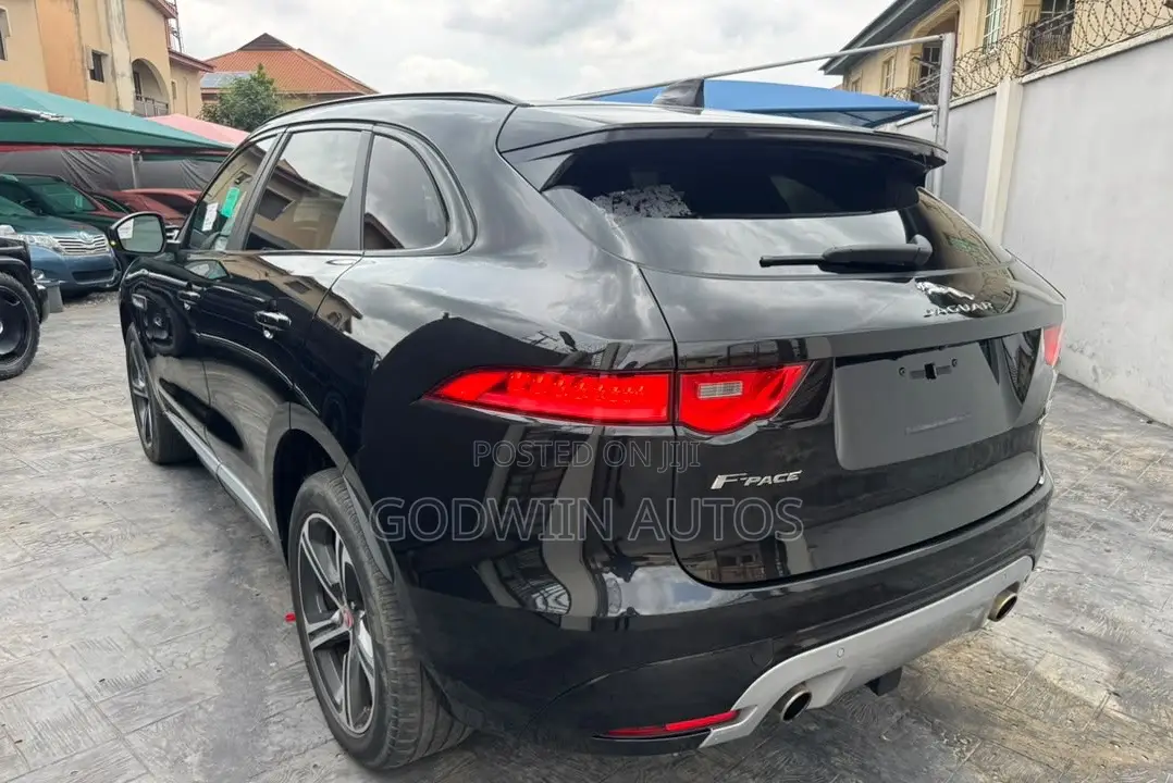 Jaguar F-Pace S 2017 Black