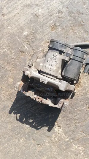 205 GLC Back Caliper for Mercedes Benz