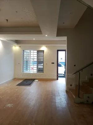 4bdrm Duplex in Off Admiralty Way, Lekki Phase 1 for rent