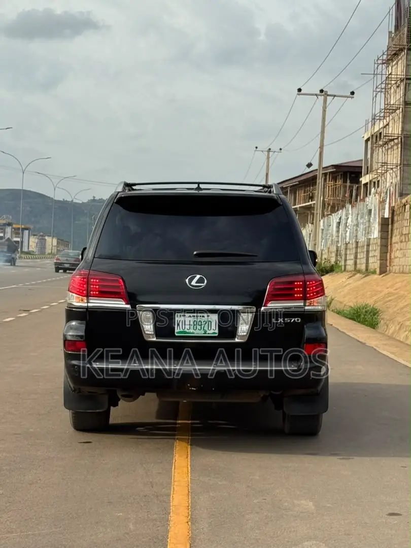 Lexus LX 570 AWD 2014 Black